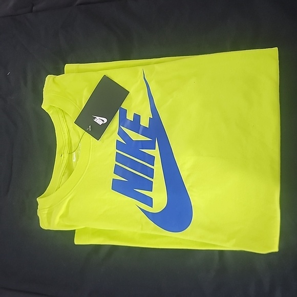 Nike Other - Nike lime green tshirt